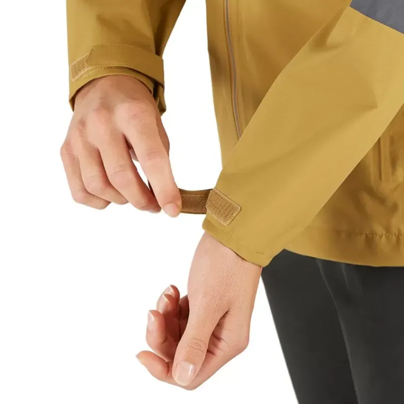 Clothing^Salomon Outlet – Outrack 2.5L Waterproof Jacket – Women'S Cumin